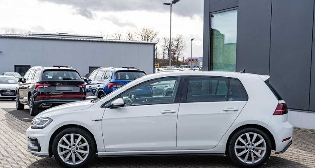 Volkswagen Golf VII 1.5 TSI DSG Highline *R-LINE*LED*NAVI* foto 3