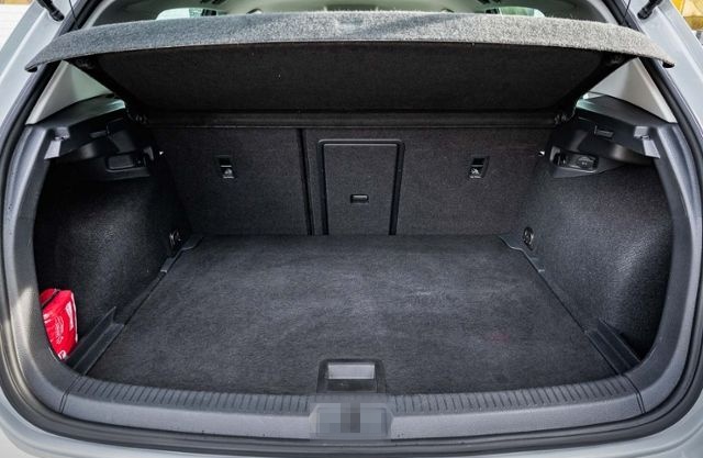 Volkswagen Golf VII 1.5 TSI DSG Highline *R-LINE*LED*NAVI* foto 10