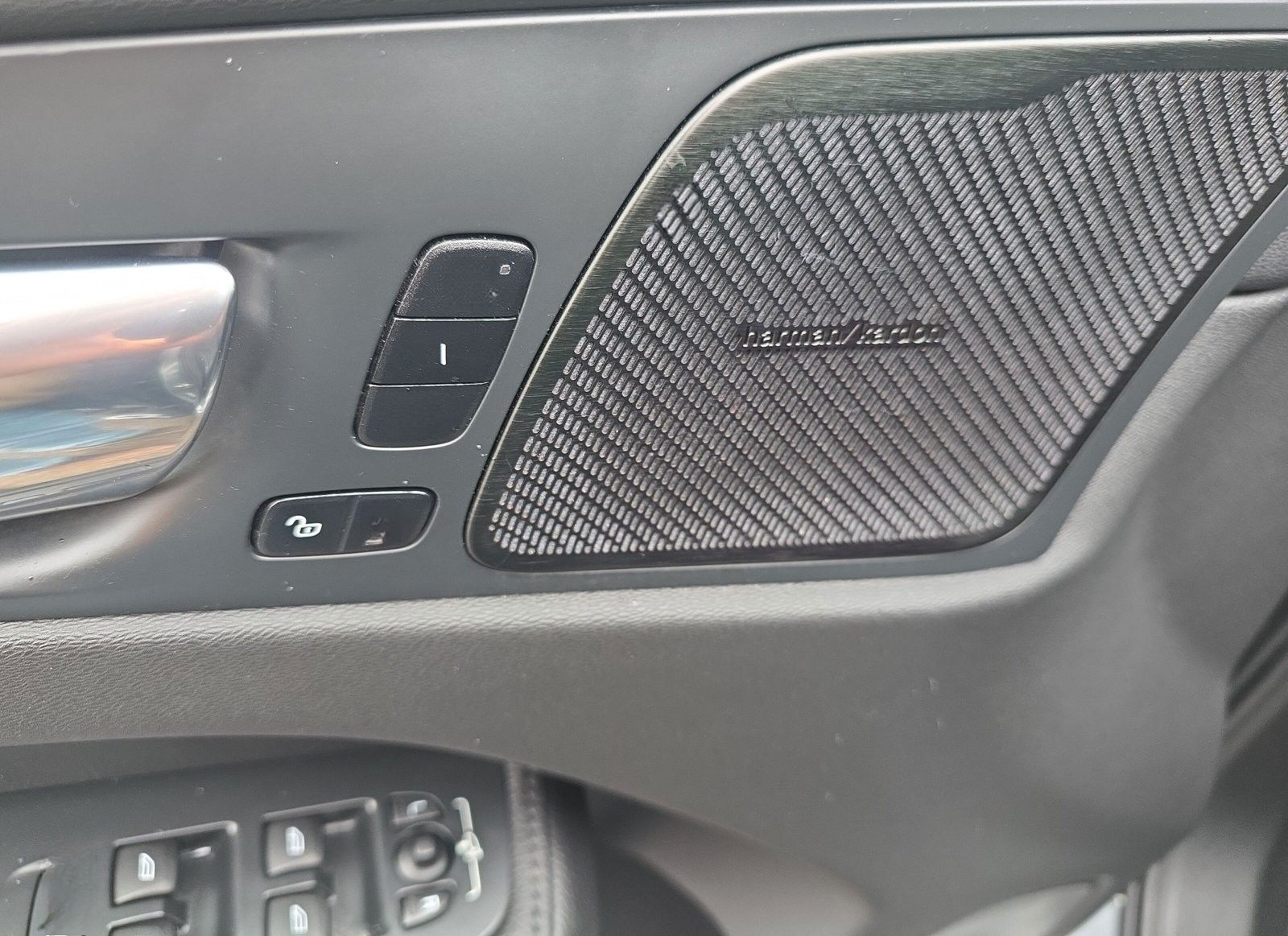 Volvo XC60 Inscription AWD LEDER NAVI ACC foto 15