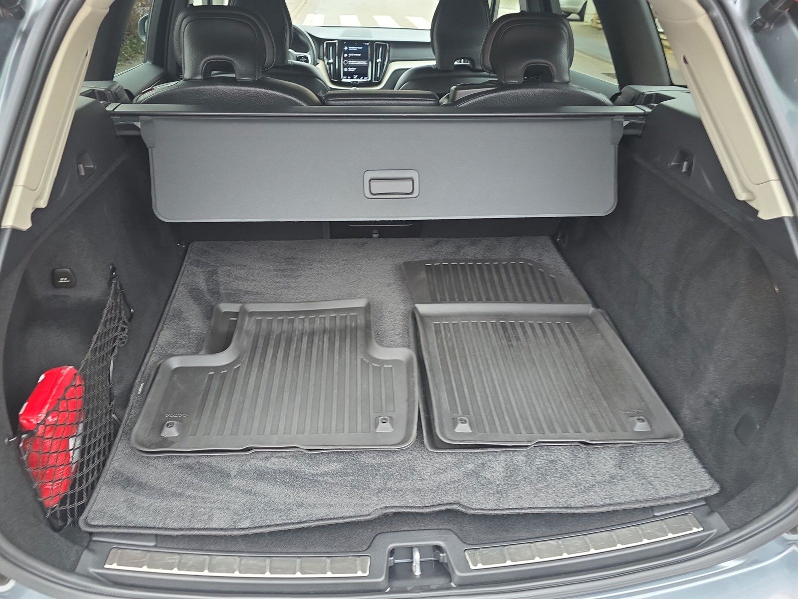 Volvo XC60 Inscription AWD LEDER NAVI ACC foto 16