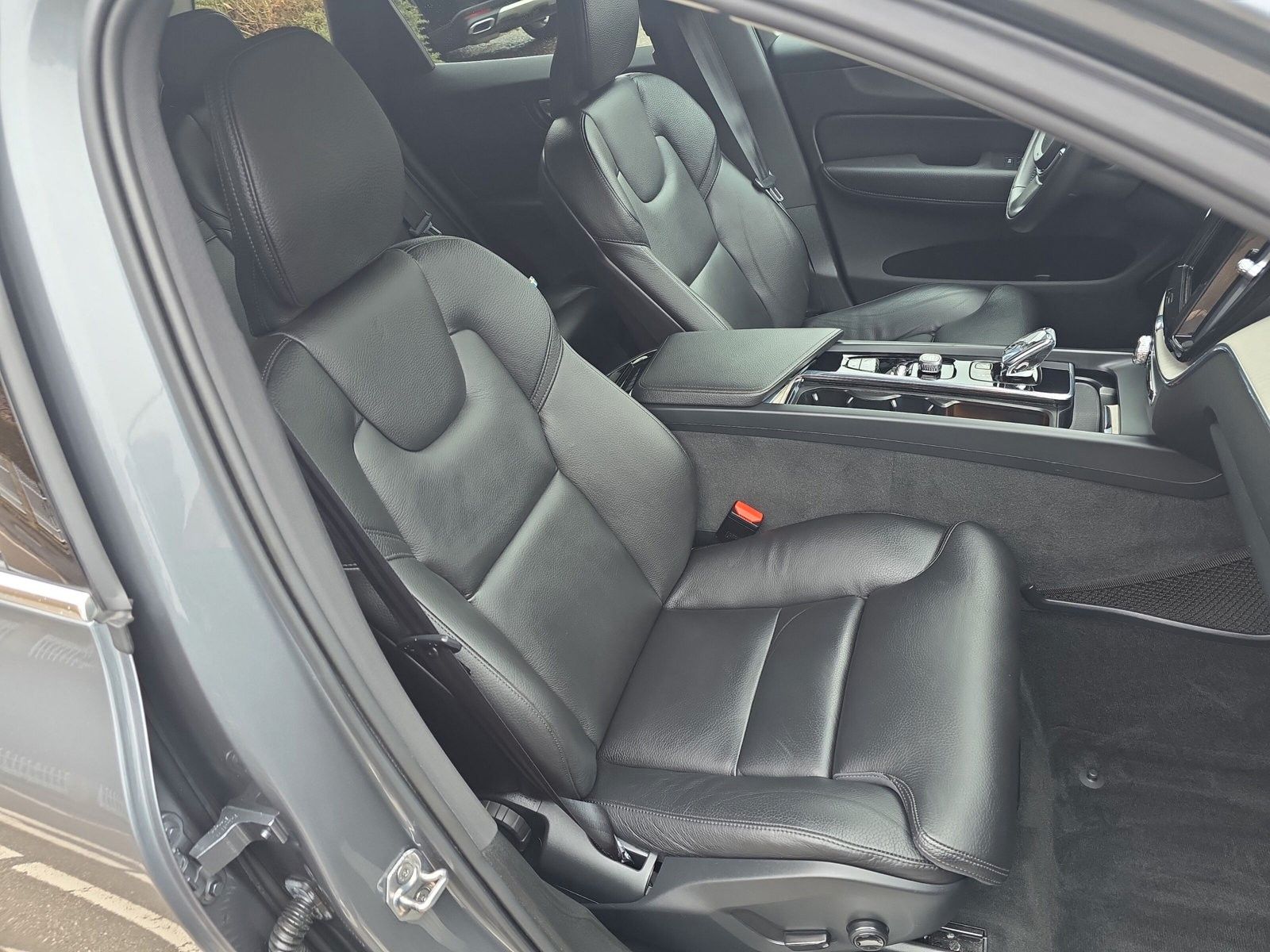 Volvo XC60 Inscription AWD LEDER NAVI ACC foto 9