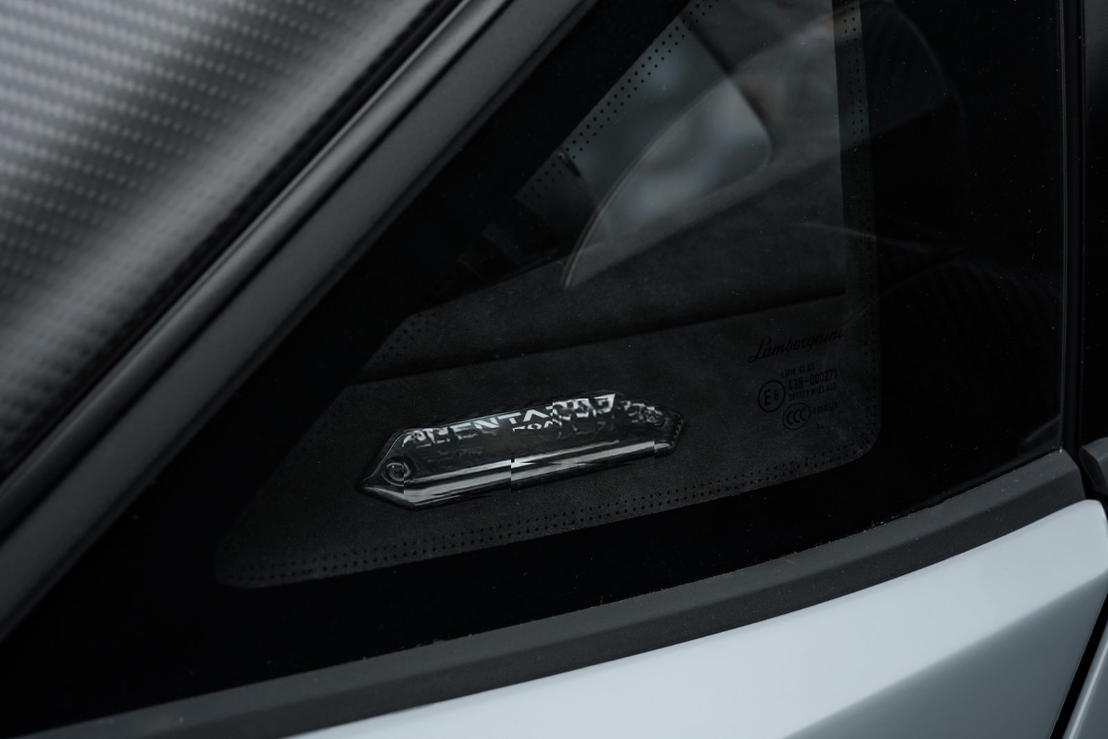 Lamborghini Aventador Ultimae Roadster FULL CARBON/WARRANTY foto 11