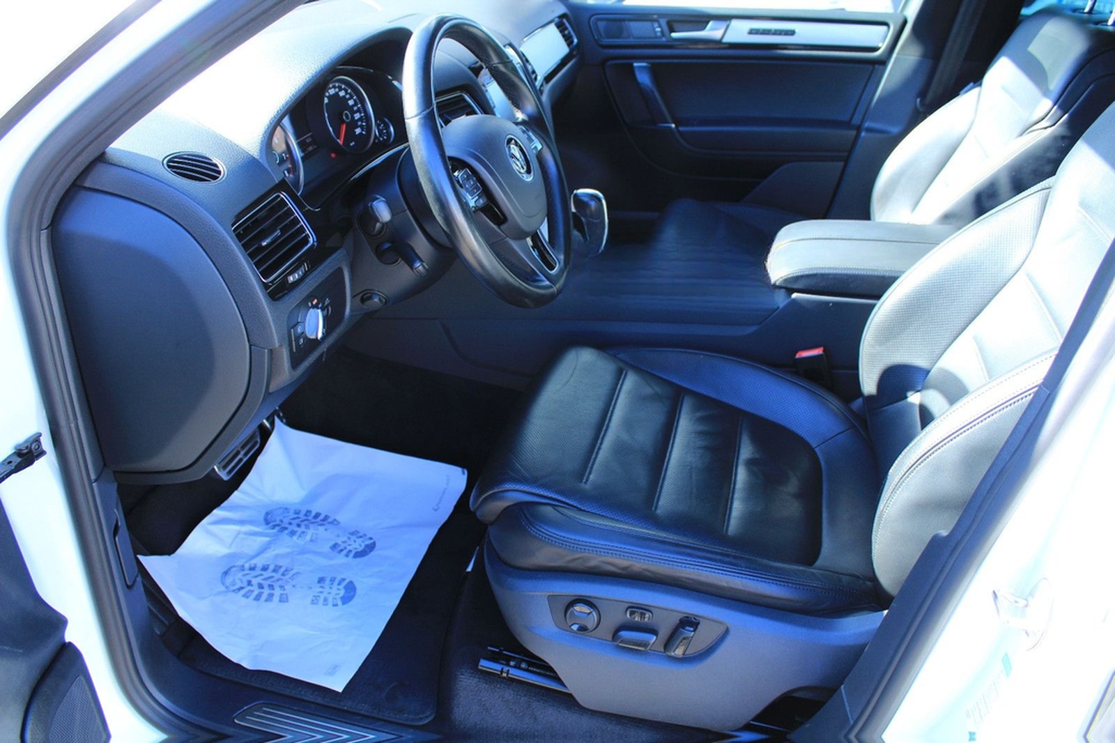 Volkswagen Touareg V6 FSI BMT+XENON+AHK+LEDER+MEMORY+NAVI foto 7