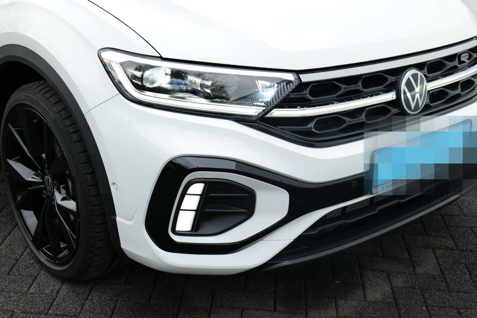 Volkswagen T-Roc Cabriolet R-Line 1.5 TSI 150PS DSG AHK+KAM foto 10