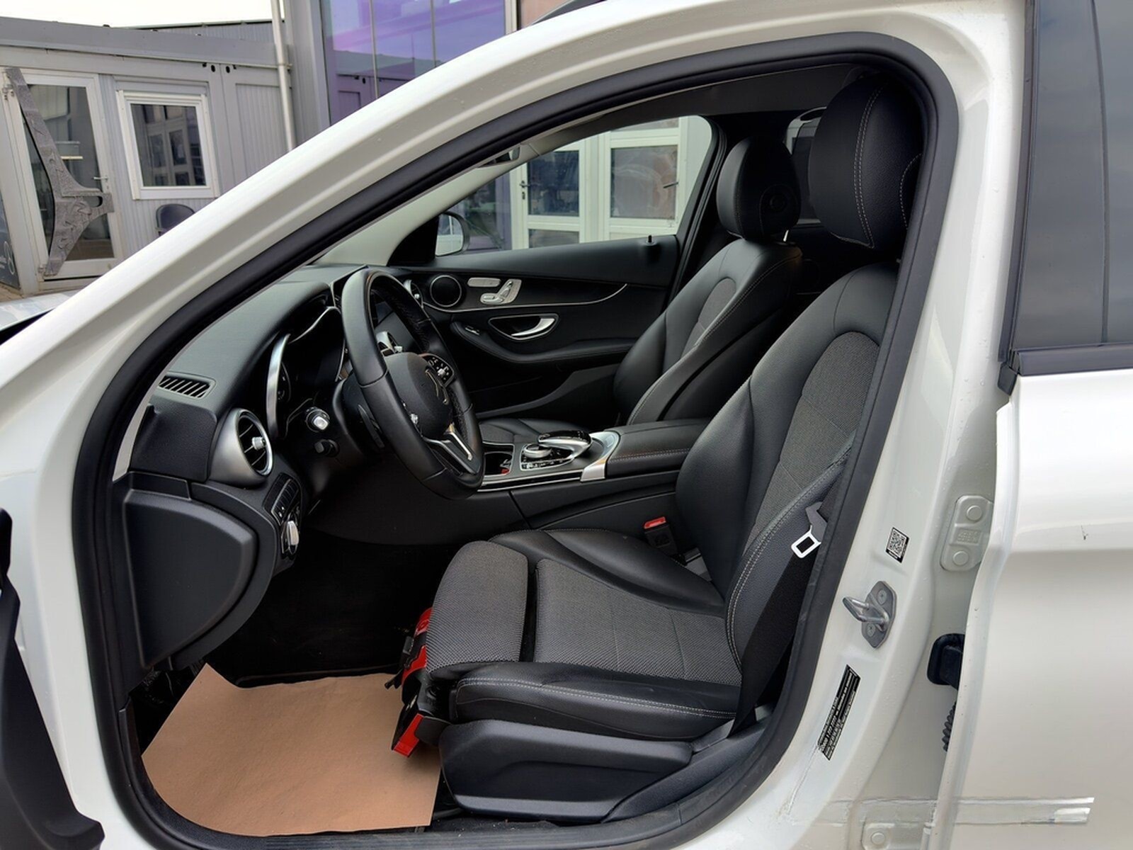 Mercedes-Benz C 200 T Avantgarde DISTRONIC+MEMORY+NAVI+SITZHZG foto 19