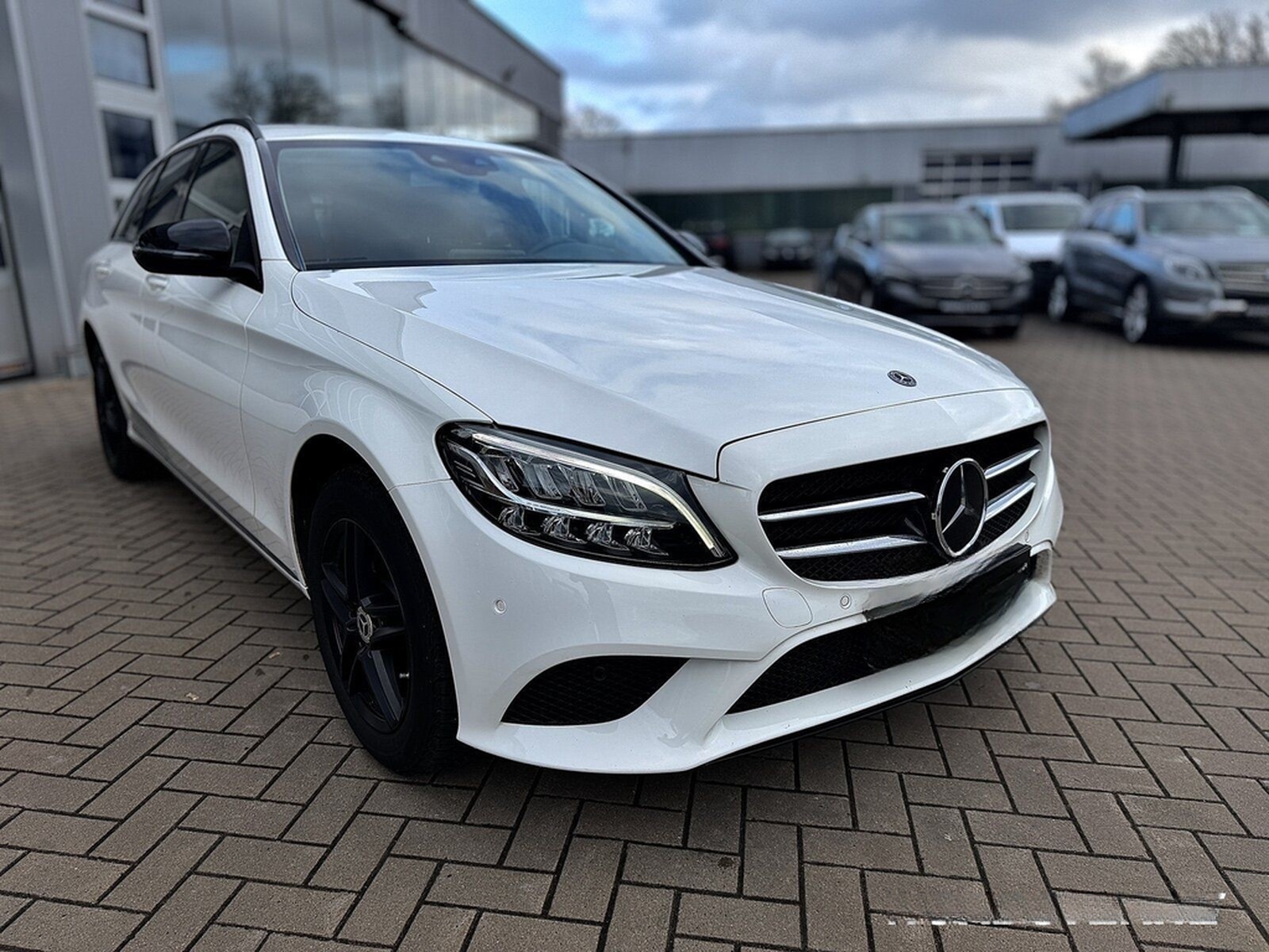 Mercedes-Benz C 200 T Avantgarde DISTRONIC+MEMORY+NAVI+SITZHZG foto 10
