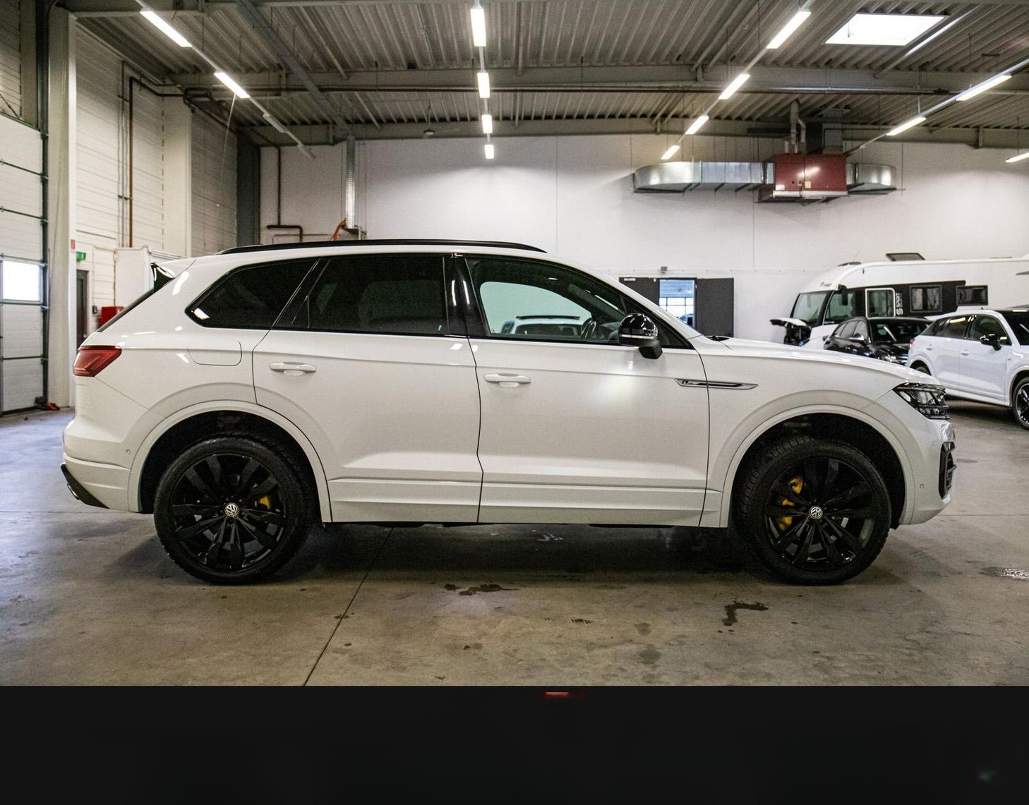 Volkswagen Touareg 3.0 TDI R-Line 4M MATRIX PANO STHZG 360° foto 4