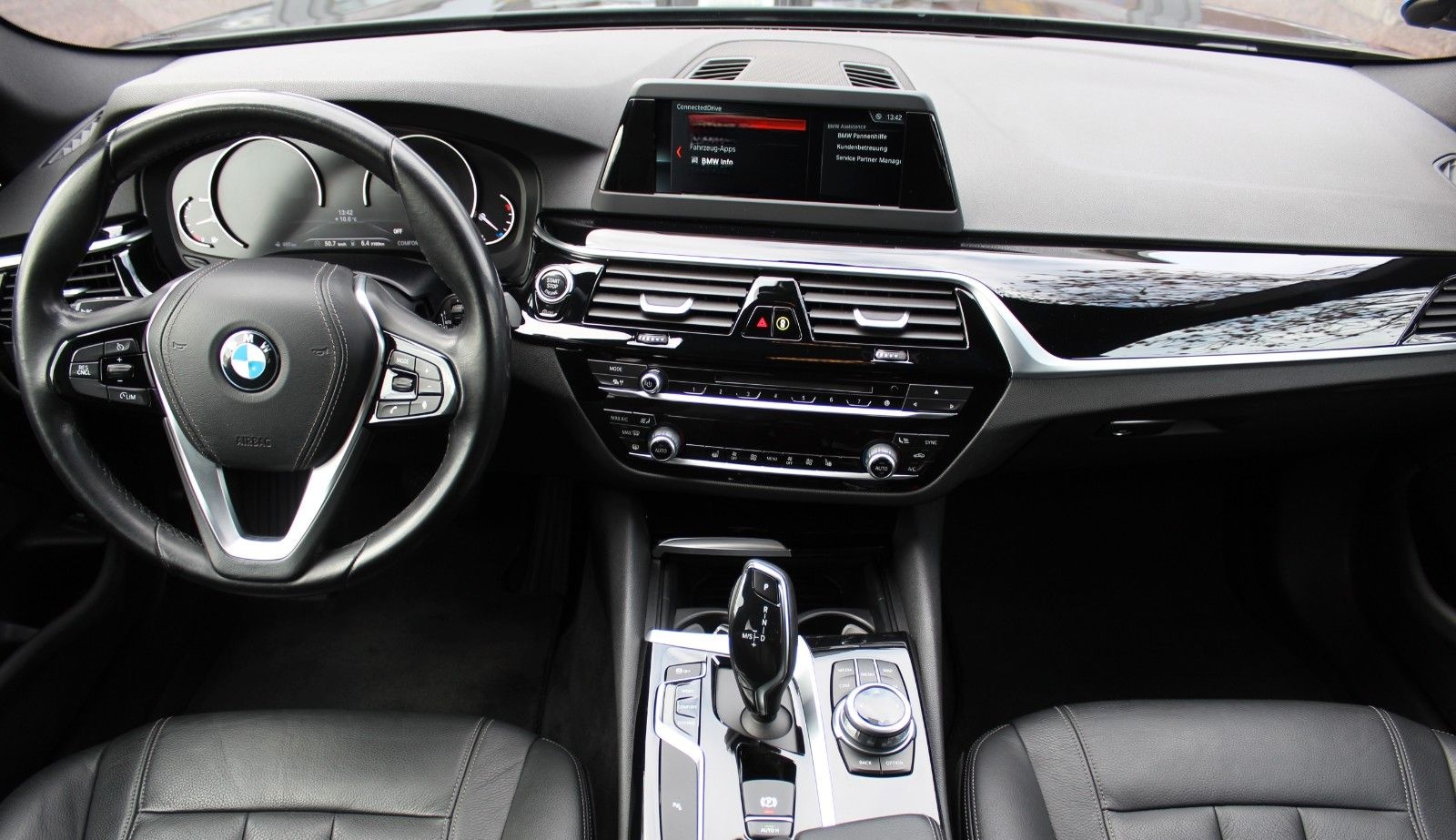 BMW 520d Touring*AHK*Leder*Top*HU/AU Neu*Scheckheft foto 11