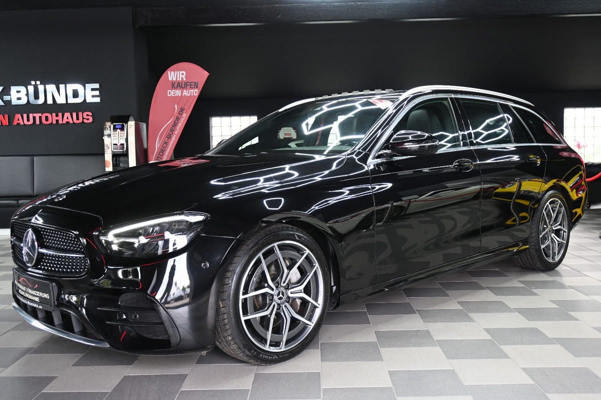 Mercedes-Benz E 220d AMG-Styling Pano DAB el.AHK Kam Keyless foto 2