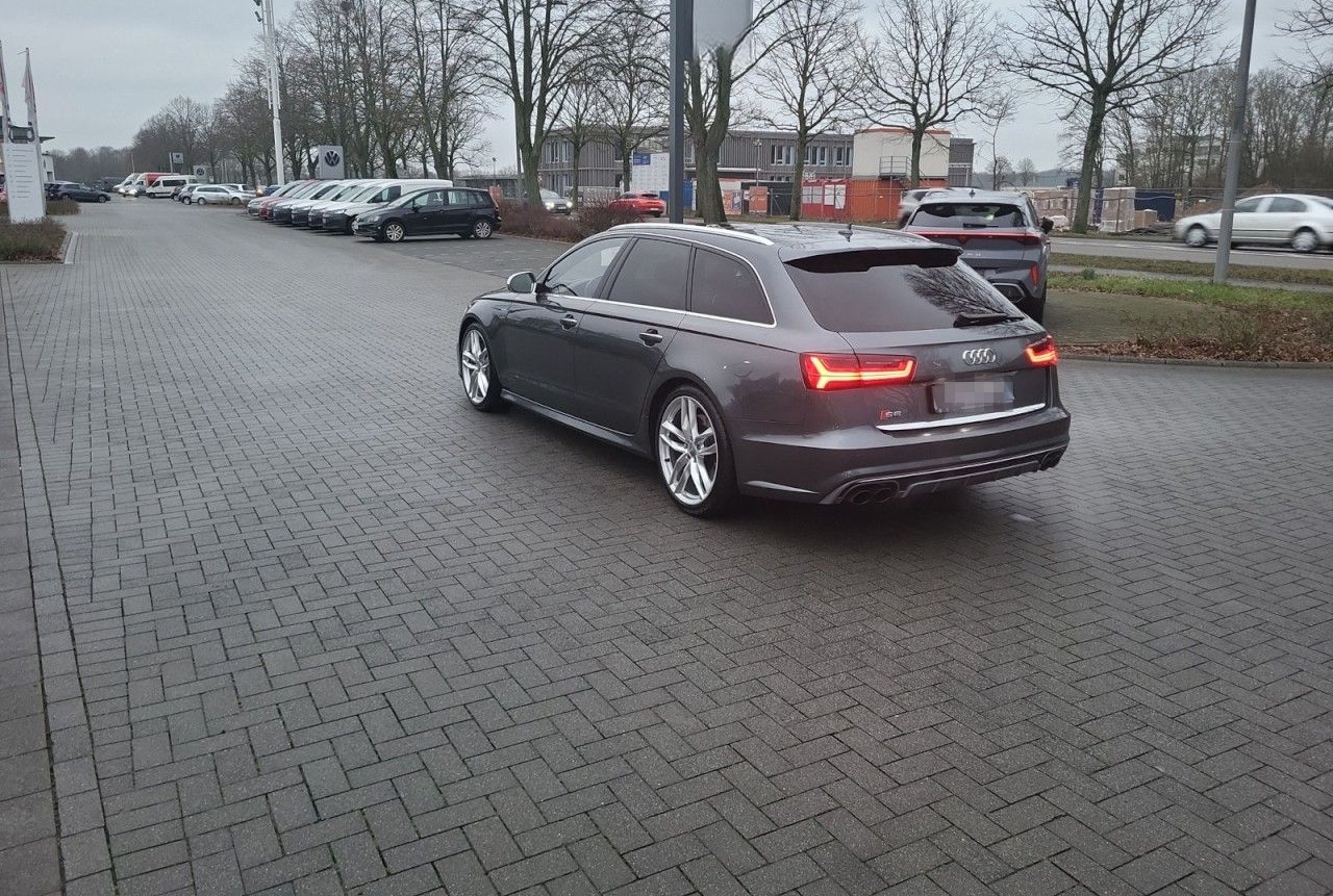 Audi S6 Avant 4.0 TFSI quattro+Matrix+STHZG+BOSE+PANO foto 3