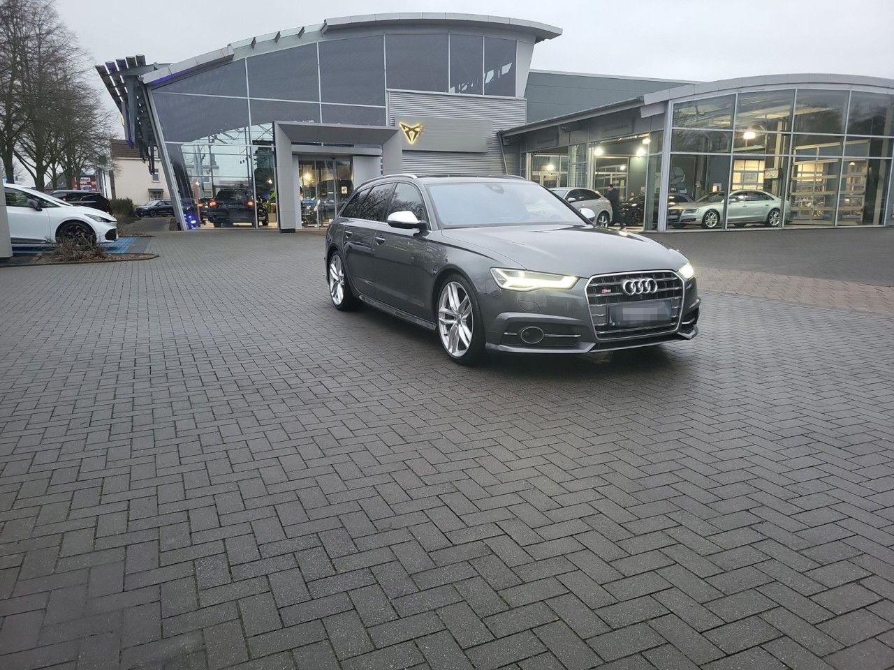 Audi S6 Avant 4.0 TFSI quattro+Matrix+STHZG+BOSE+PANO foto 5