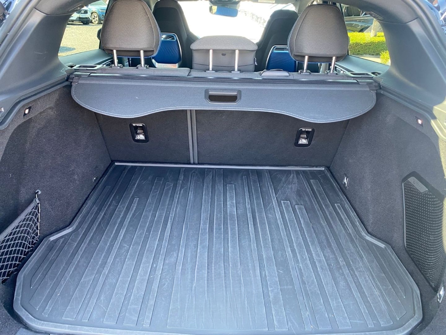 Lynk&Co 01 192kW El. Panodach Navi Memory Sitze Soundsys foto 22