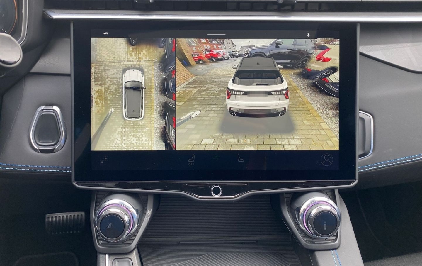 Lynk&Co 01 1.5 TD 192 kW El. Panodach Navi Memory Sitze  foto 14