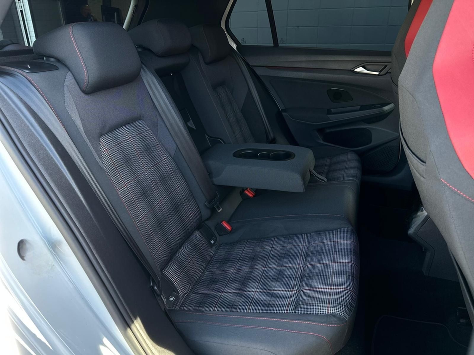 Volkswagen Golf 2.0TSI GTI* MATRIX#SHZ#LH#HUD#AHK#ACC#KEYLE foto 17