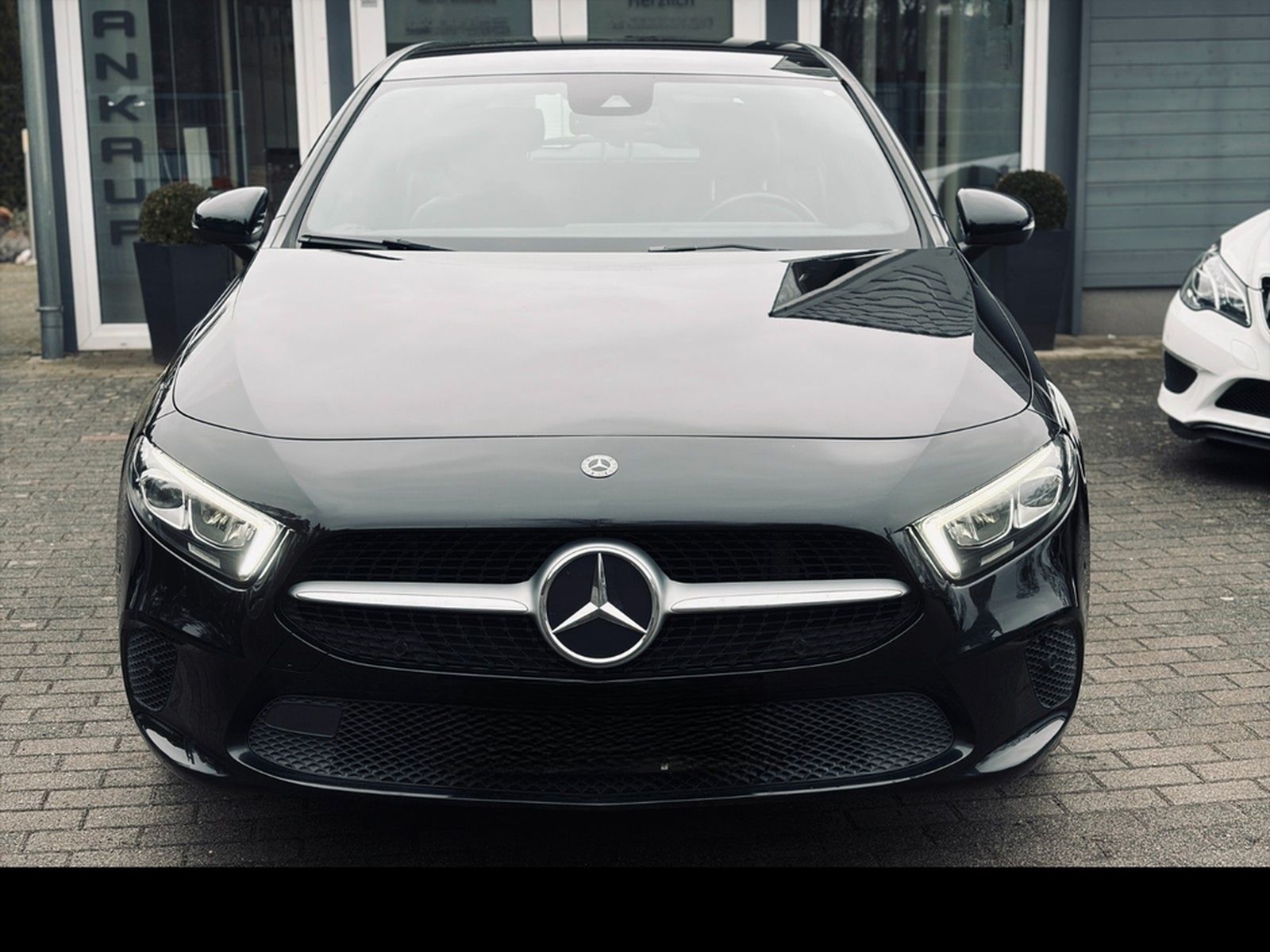 Mercedes-Benz A 220 4Matic+Standhzg+Kamera+MBUX+LED+SHZ+18"+LM foto 2