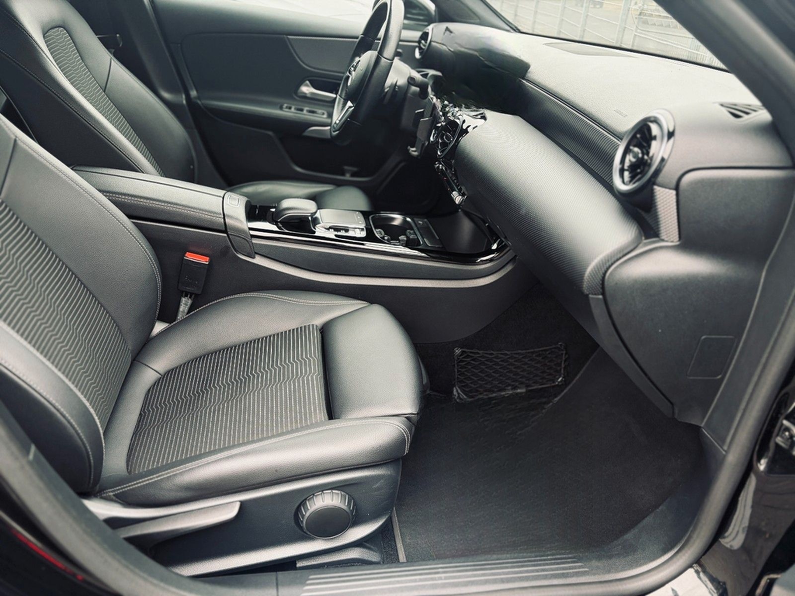 Mercedes-Benz A 220 4Matic+Standhzg+Kamera+MBUX+LED+SHZ+18"+LM foto 21