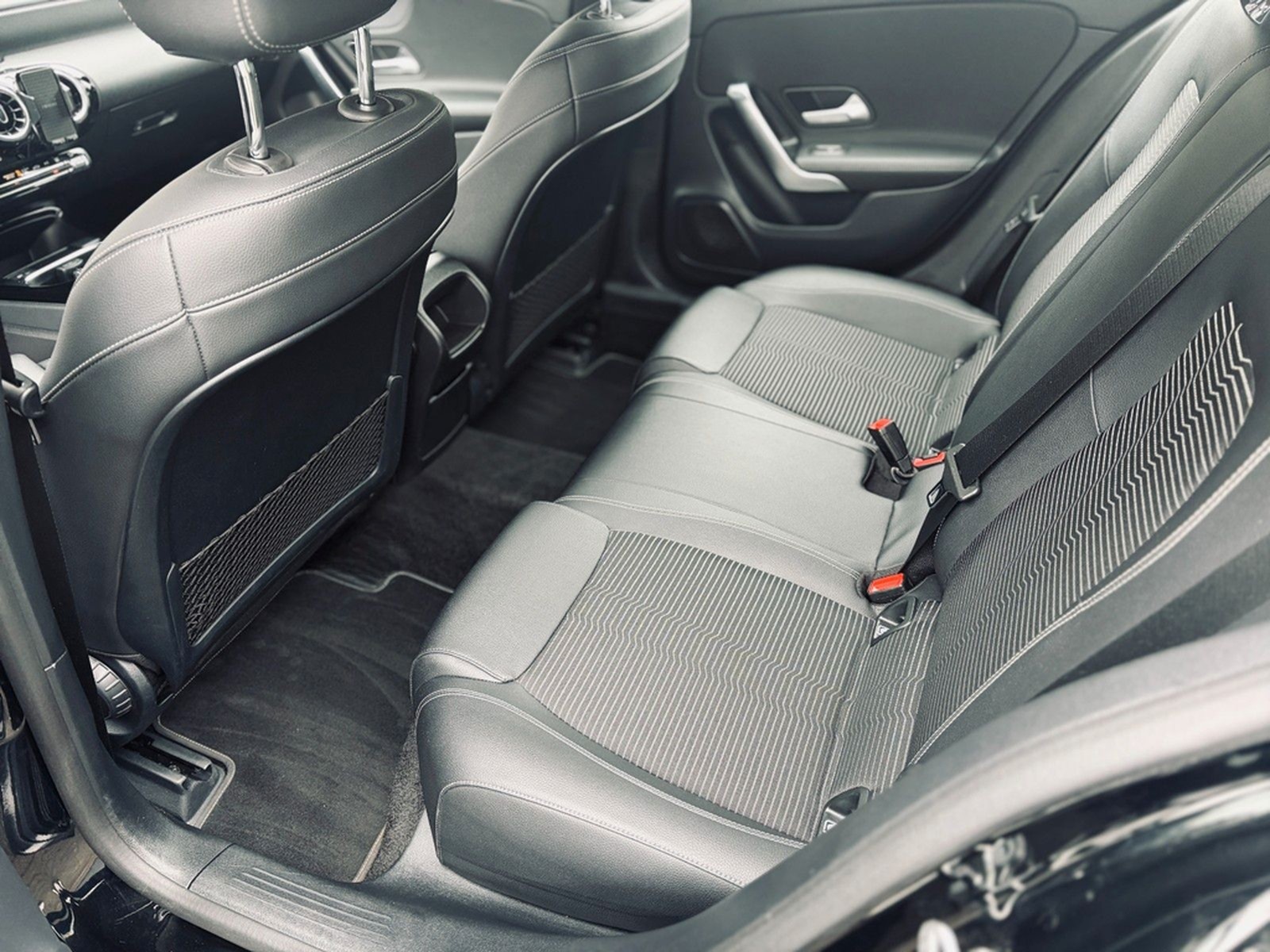 Mercedes-Benz A 220 4Matic+Standhzg+Kamera+MBUX+LED+SHZ+18"+LM foto 23