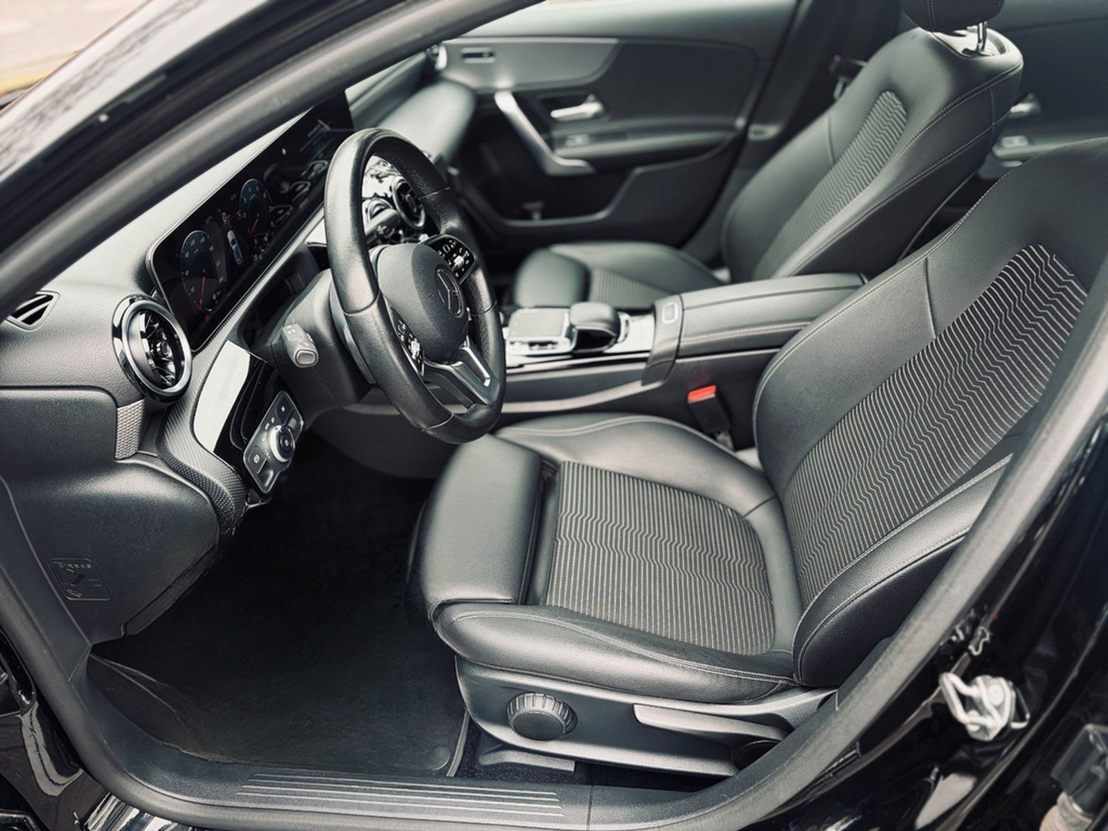 Mercedes-Benz A 220 4Matic+Standhzg+Kamera+MBUX+LED+SHZ+18"+LM foto 9