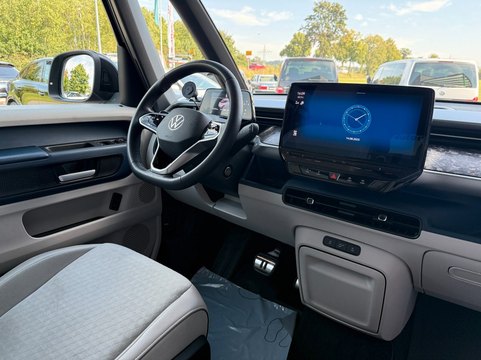 Volkswagen ID.BUZZ PRO AHK 1.HD 20" ASSISTENZ+ PREMIUM VOLL foto 21