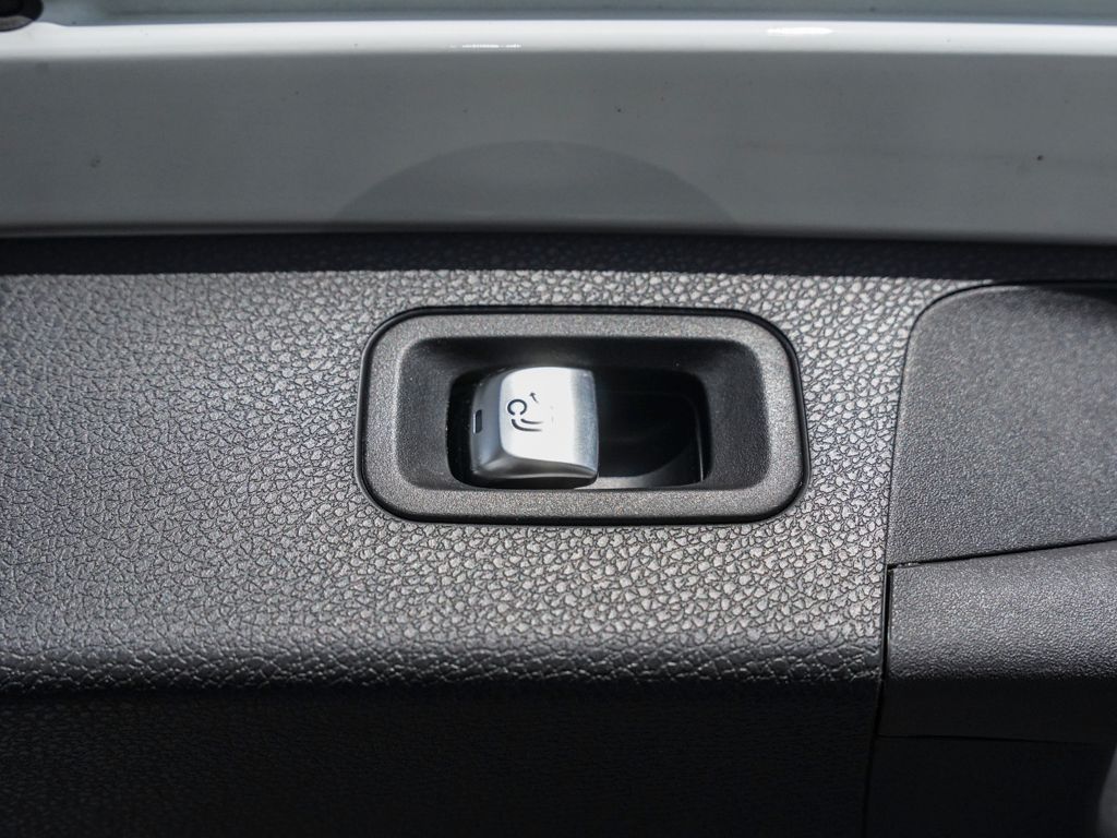 Mercedes-Benz E 220 d 4M T ALL-TERRAIN STH. HUD ABC BURMESTER foto 15