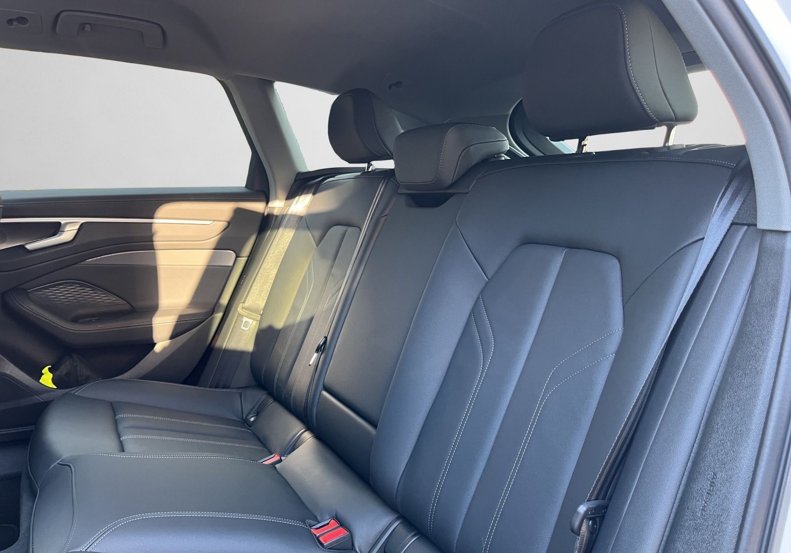 Audi A6 Avant S line 55 TFSI MATRIX B&O HuD 360° ACC foto 13