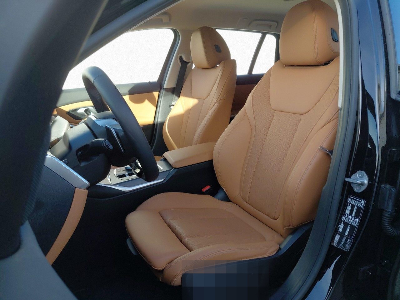 BMW 330i xDrive Touring foto 14