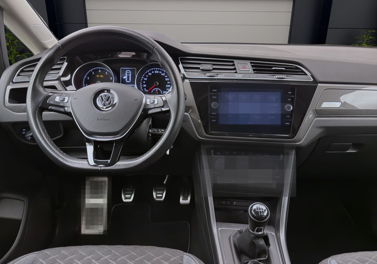 Volkswagen Touran 1.4 TSI JOIN AHK NAVI SITZHZG PDC foto 13