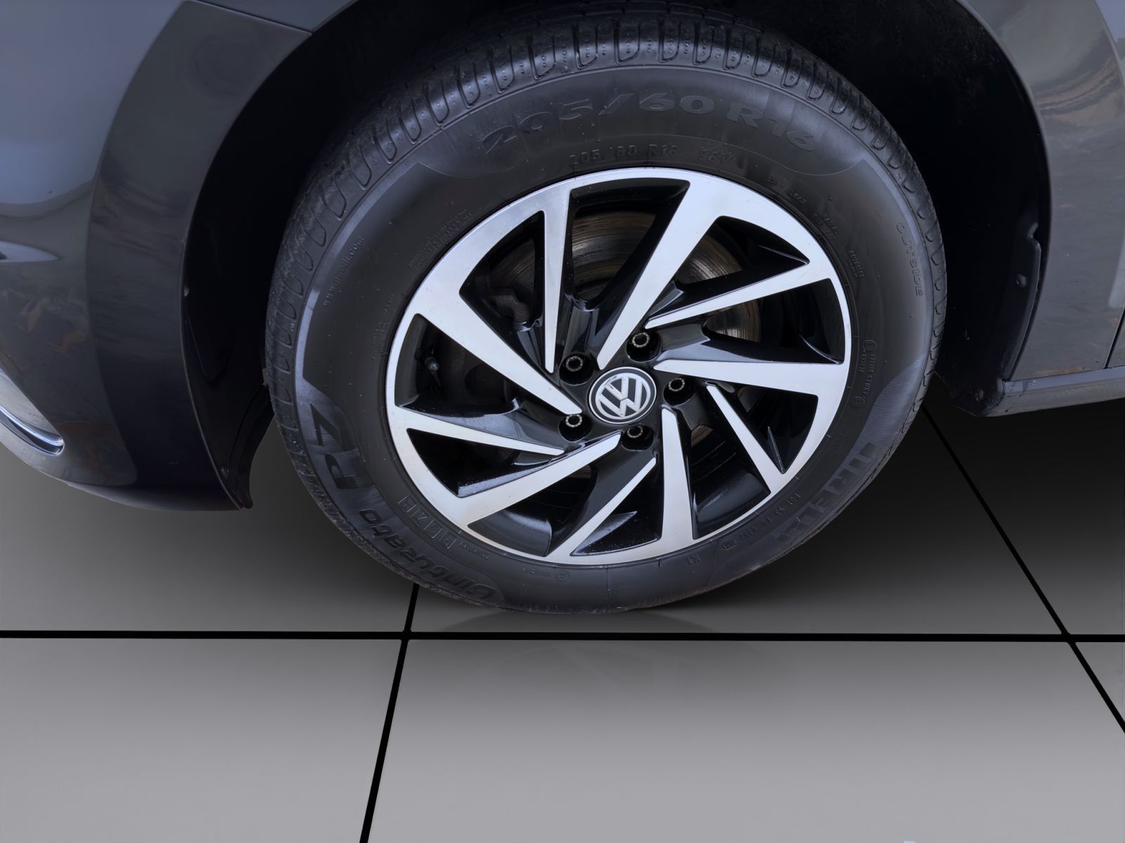 Volkswagen Touran 1.4 TSI JOIN AHK NAVI SITZHZG PDC foto 8