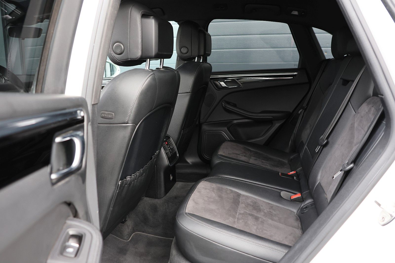 Porsche Macan AWD/SHZ/CarPlay/Kamera/SPUR/TOTW/R21 foto 18