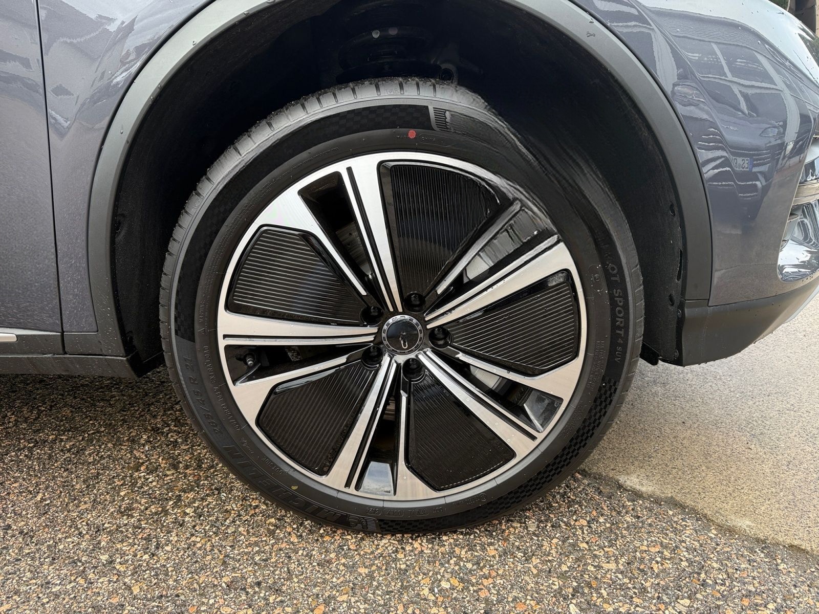 BYD Tang Flagship EV foto 7