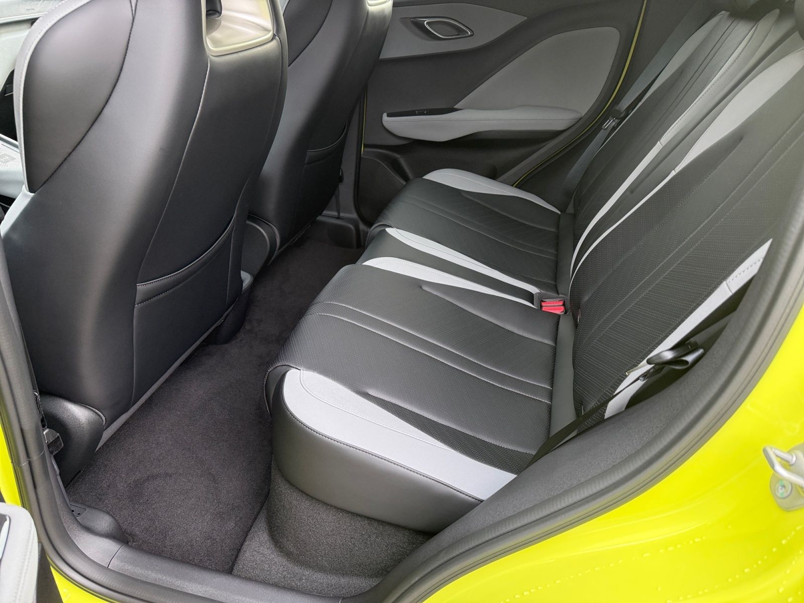 BYD Dolphin Surf - Comfort foto 9