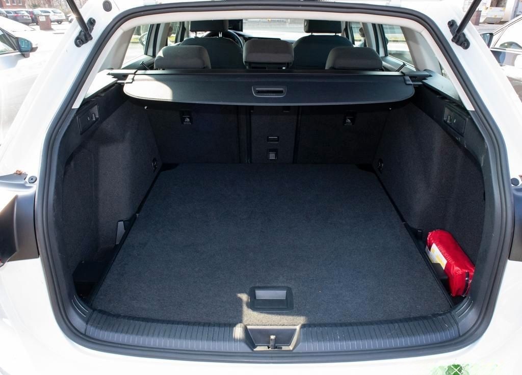Volkswagen Golf Variant 2.0 TDI Life DSG LED / Einparkhilfe foto 9