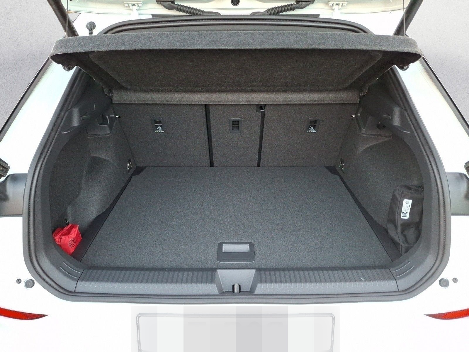 Volkswagen T-Roc R-Line 1.5 l eTSI OPF  7-Gang-Doppelkupplu foto 10