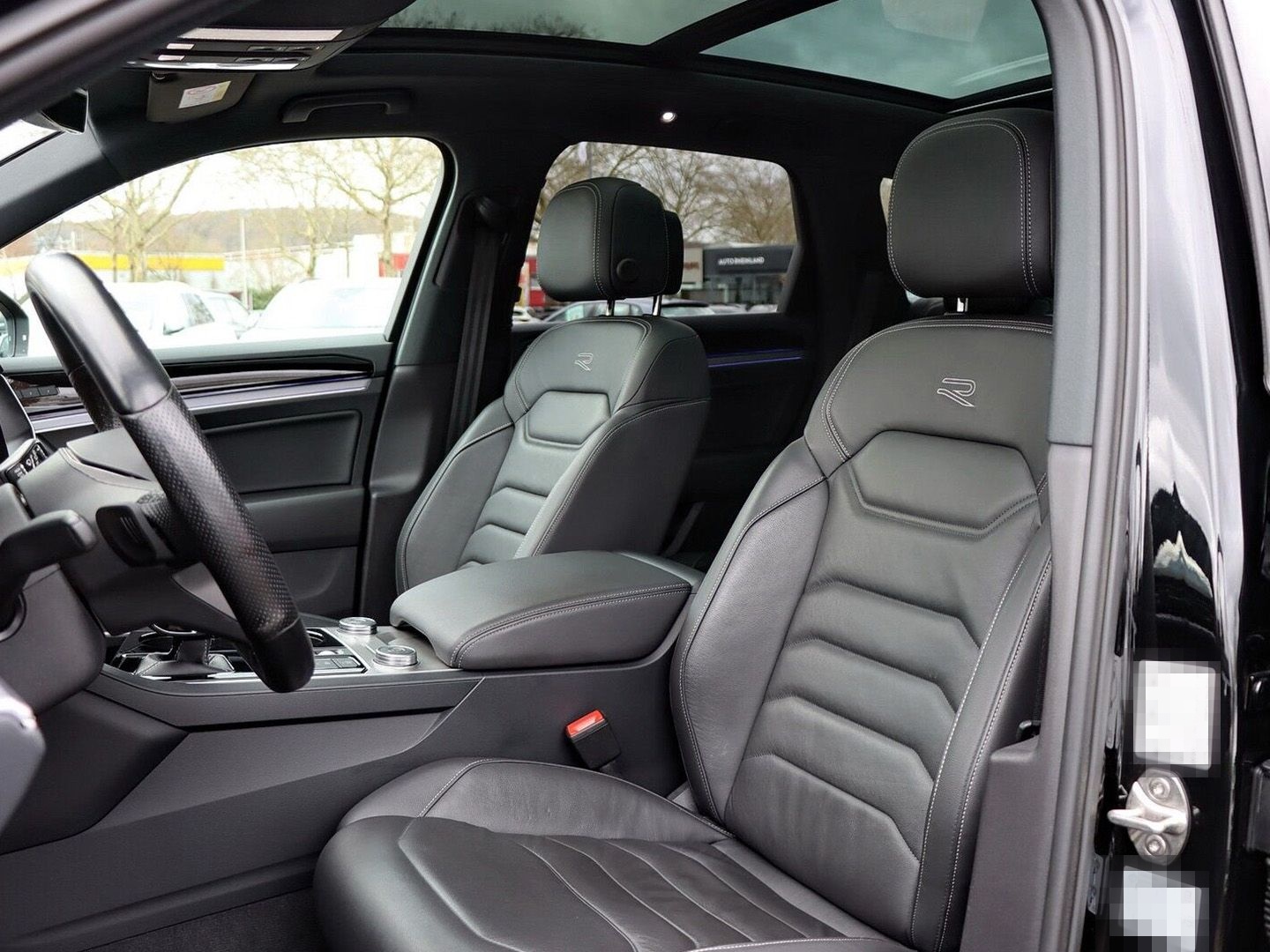 Volkswagen Touareg R-Line 4MOTION 3.0 V6 TDI SCR PANO/AHK/D foto 13