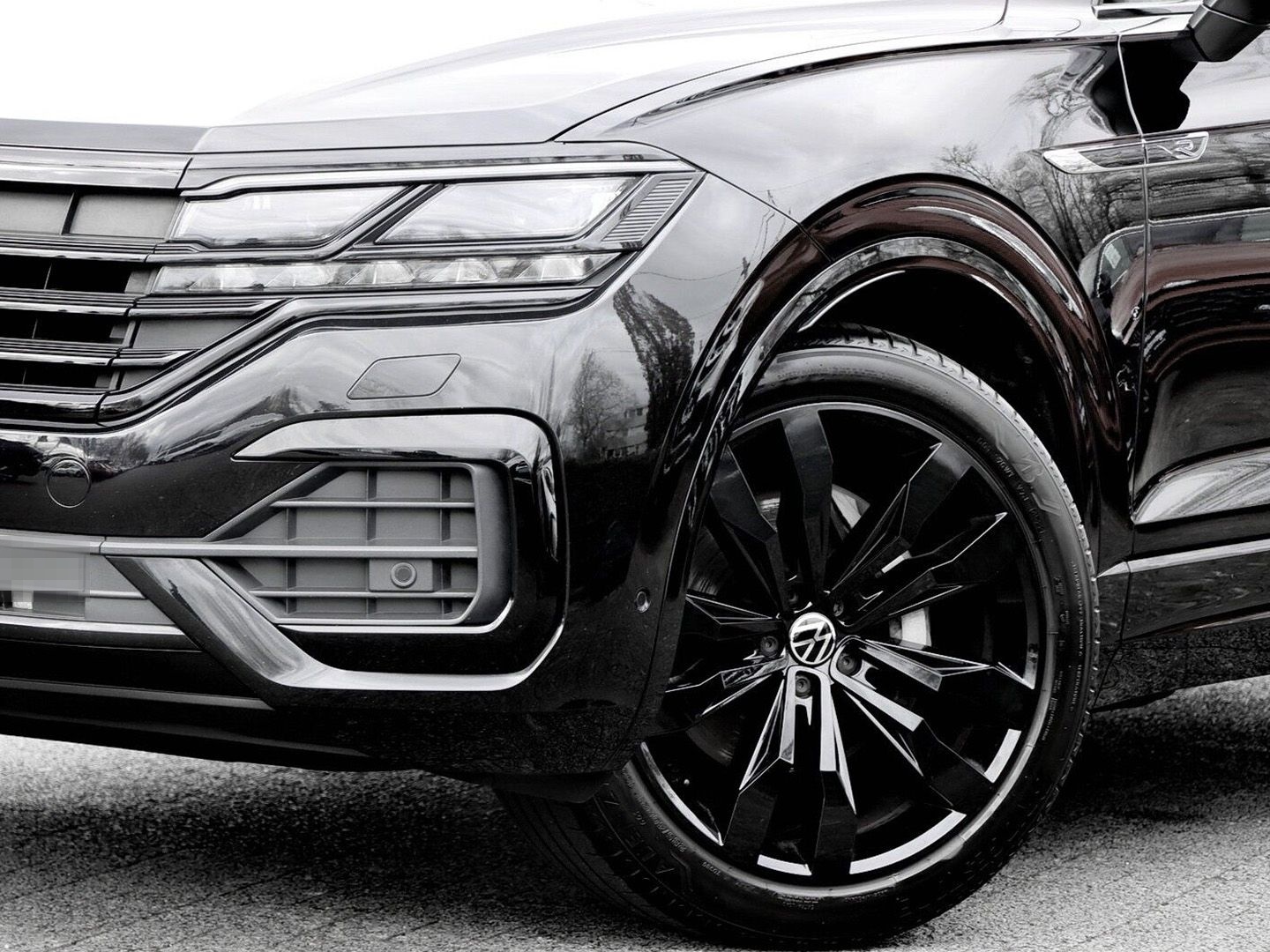 Volkswagen Touareg R-Line 4MOTION 3.0 V6 TDI SCR PANO/AHK/D foto 3