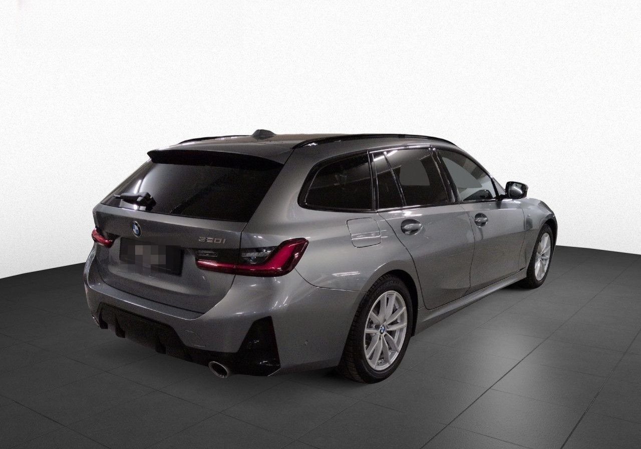 BMW 320i Tour M SPORT LiveProf,St+Go,360°,AHK,HUD foto 9