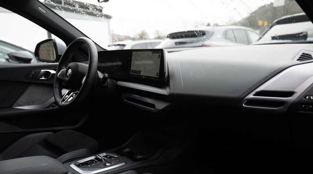BMW 120i M-Sport LED ACC NAVI KAMERA SHZ PDC KLIMA foto 6