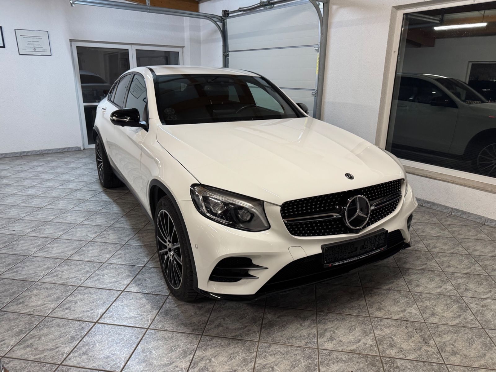 Mercedes-Benz GLC 300 Coupe 4Matic AMG Leder Head Up foto 1