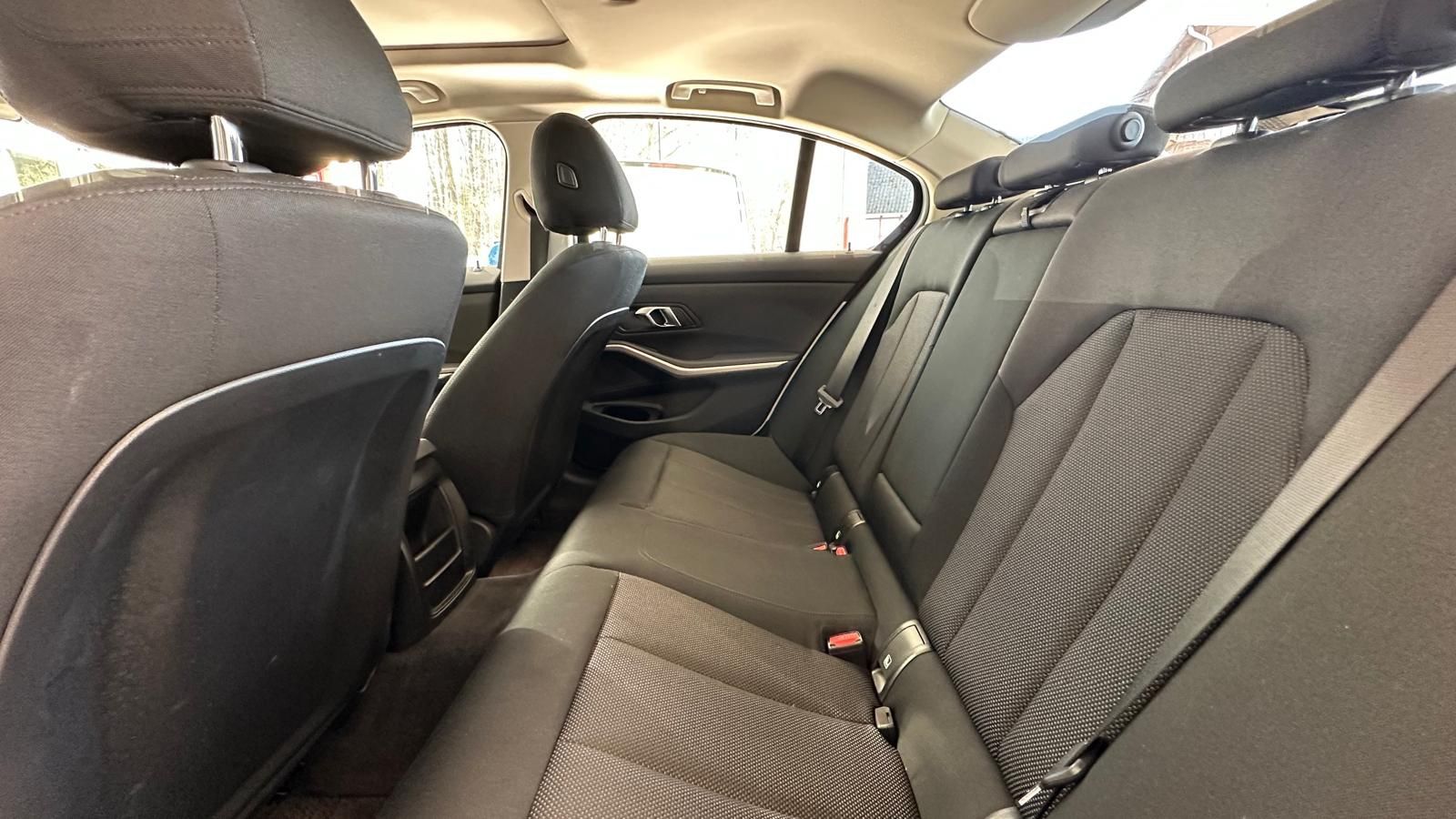 BMW 318 d, Scheckheft bei BMW, LED, Navi foto 12