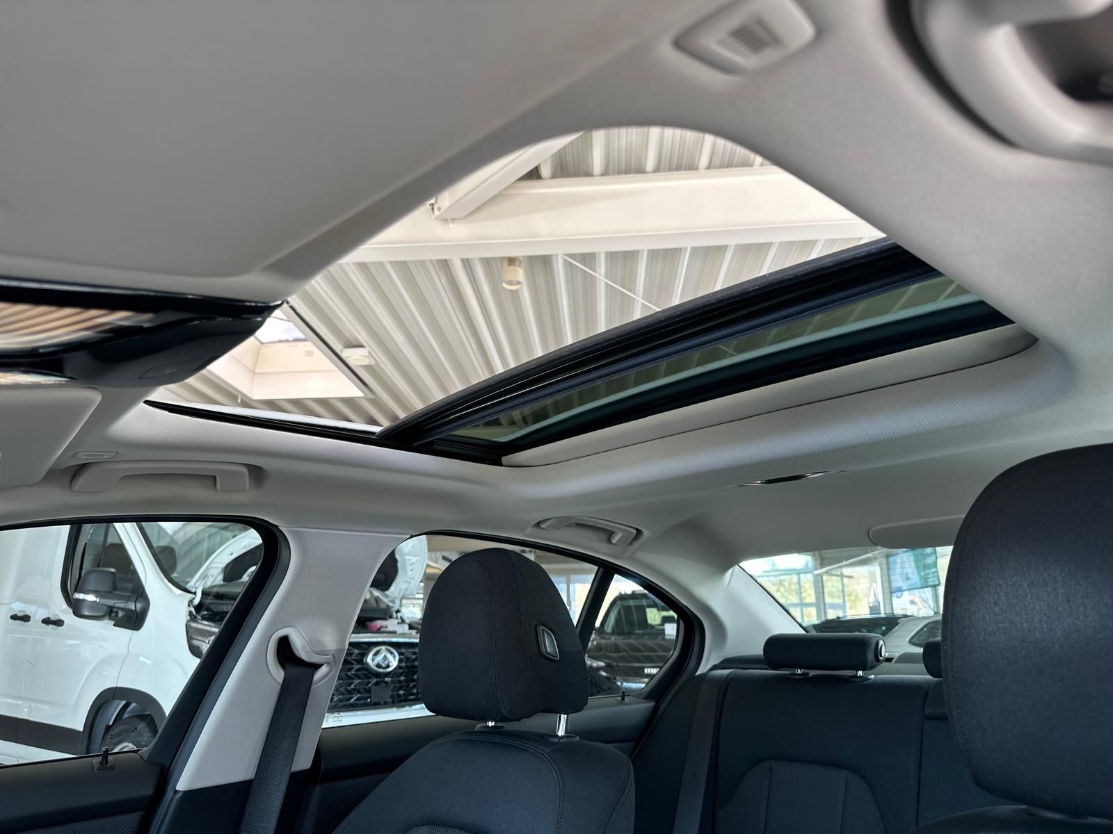 BMW 318 d, Scheckheft bei BMW, LED, Navi foto 13