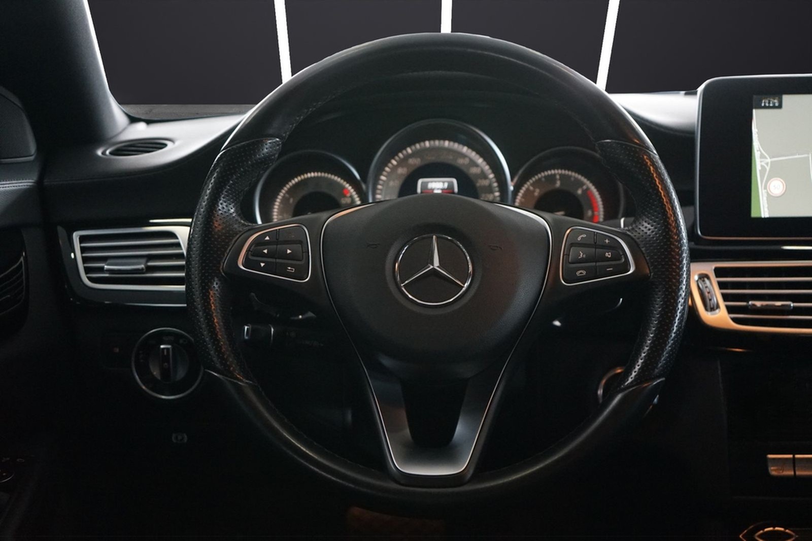 Mercedes-Benz CLS 250 BlueTec / d 4Matic NAVI+AHK+KAMERA 360°+ foto 10