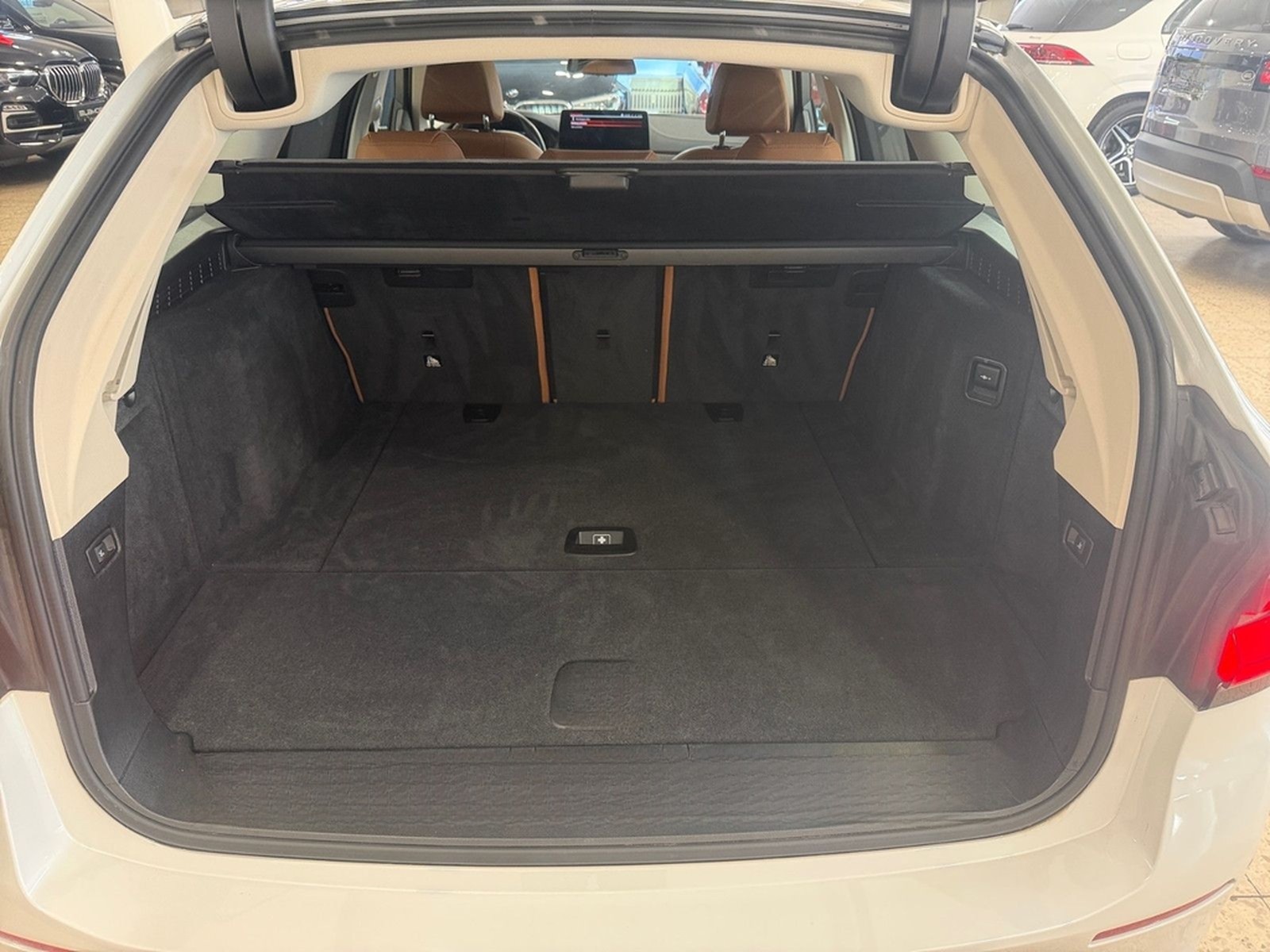 BMW 540d Touring xDrive Luxury Line*H&K*Panorama*1H* foto 24