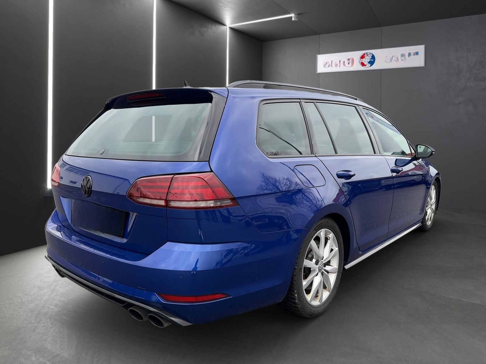 Volkswagen Golf VII Variant 2.0 R BMT/Start-Stopp 4Motion foto 4