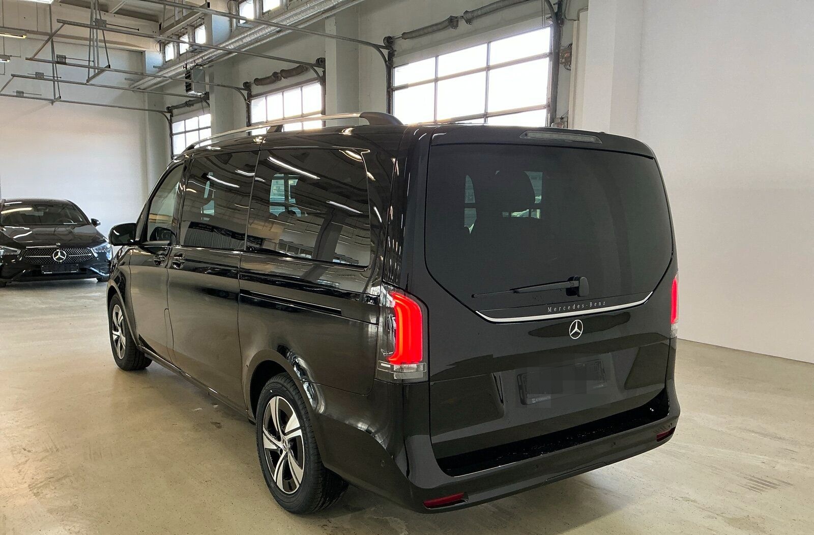 Mercedes-Benz V 250d STYLE+LED+NAVI+AHK+360G+STDHZG+DISTR+MBUX foto 6
