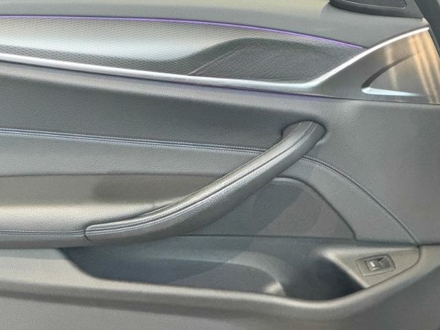 BMW 520 d xDrive Touring M Sport HiFi+SHZ+CarPlay foto 15
