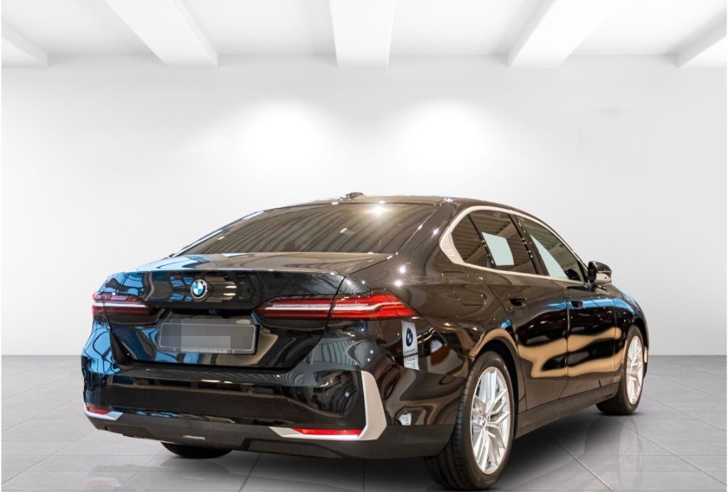 BMW 520 d+AHK+Navi+HUD+360 Kamera+Leder NP 73.510,- foto 4