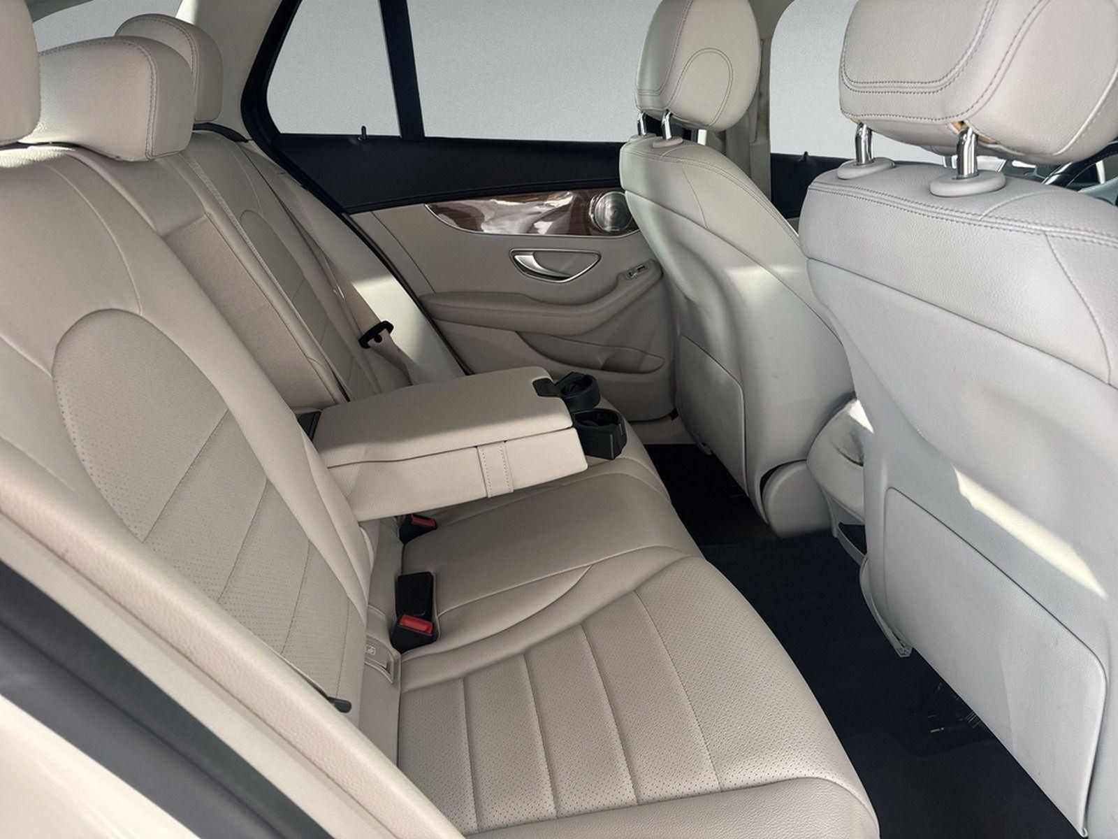 Mercedes-Benz C 400 T 4Matic Avantgarde 9G-TRONIC PANO Head-up foto 17