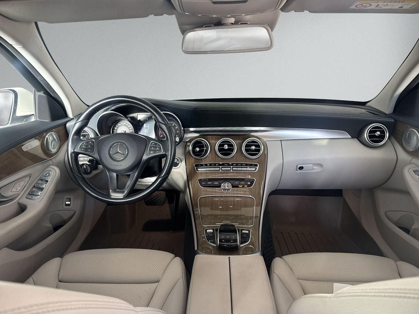 Mercedes-Benz C 400 T 4Matic Avantgarde 9G-TRONIC PANO Head-up foto 4