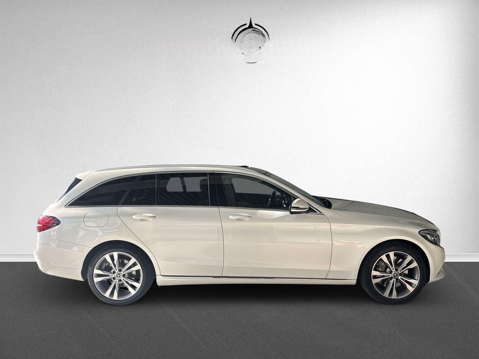 Mercedes-Benz C 400 T 4Matic Avantgarde 9G-TRONIC PANO Head-up foto 10