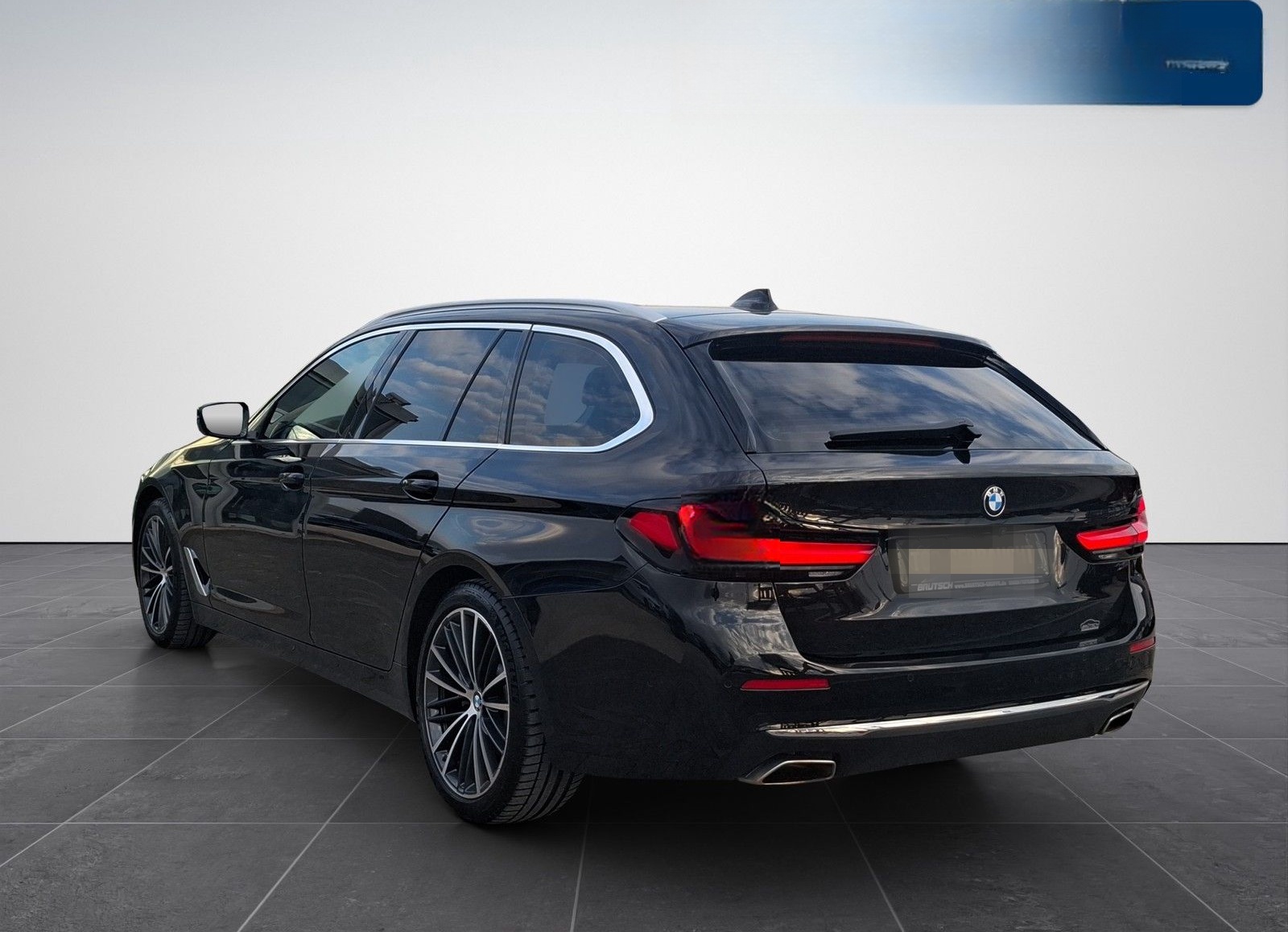 BMW 530 i Touring Luxury-Line AUTOMATIK / PANORAMA / foto 3